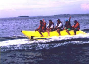Pulau Ayer Resort And Cottages Джакарта Экстерьер фото